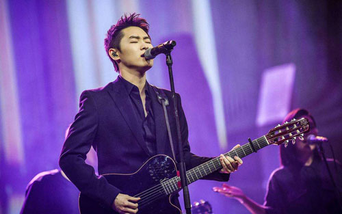 日落大道吉他谱,原版梁博歌曲,简单c调弹唱教学,找谱如此简单版六线