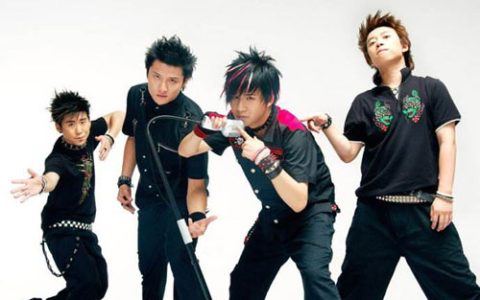 嘻唰唰吉他谱,花儿乐队歌曲,g调指弹简谱,新手弹唱扫弦版